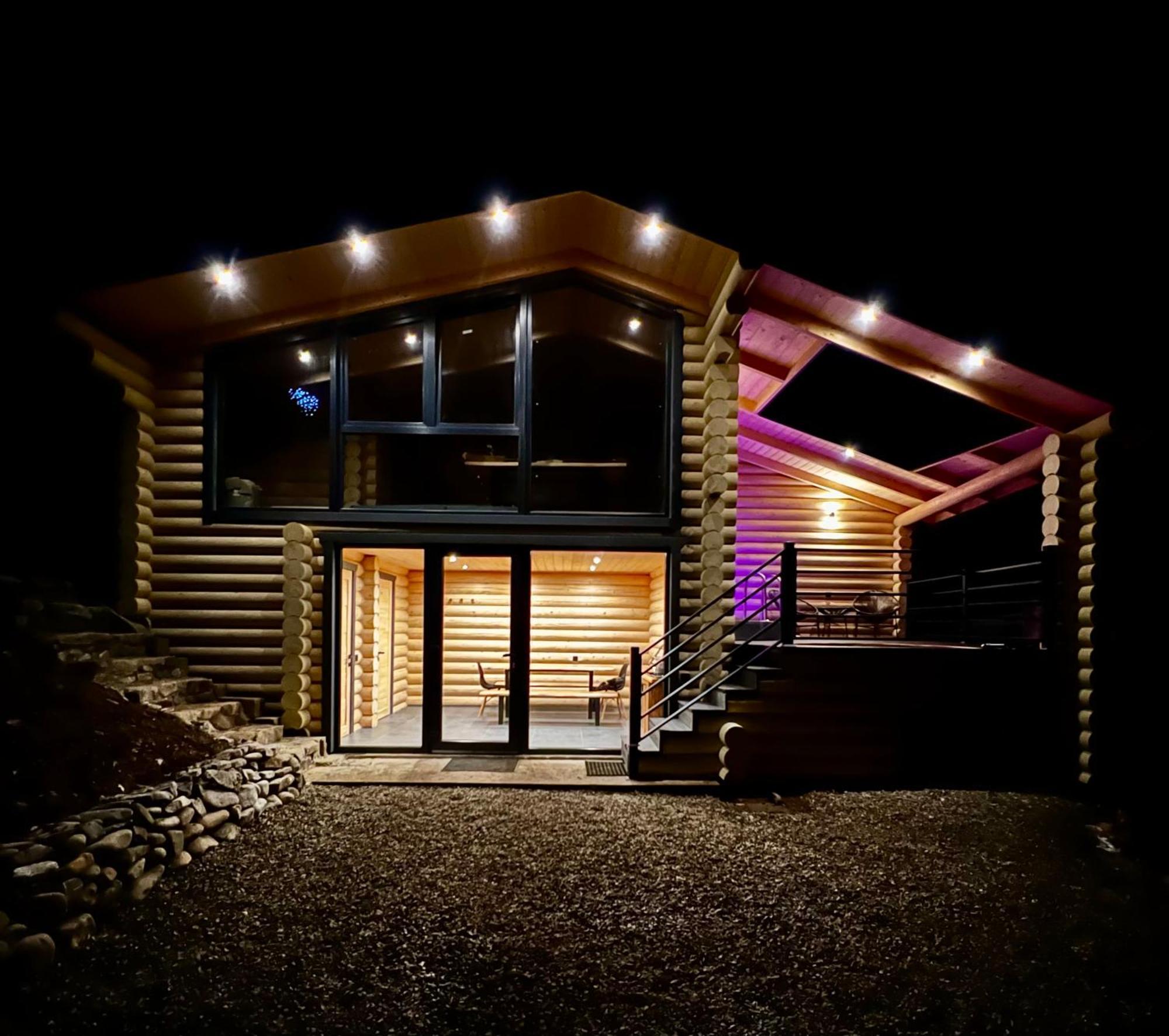 Arnica Hotel Ясиня Екстериор снимка