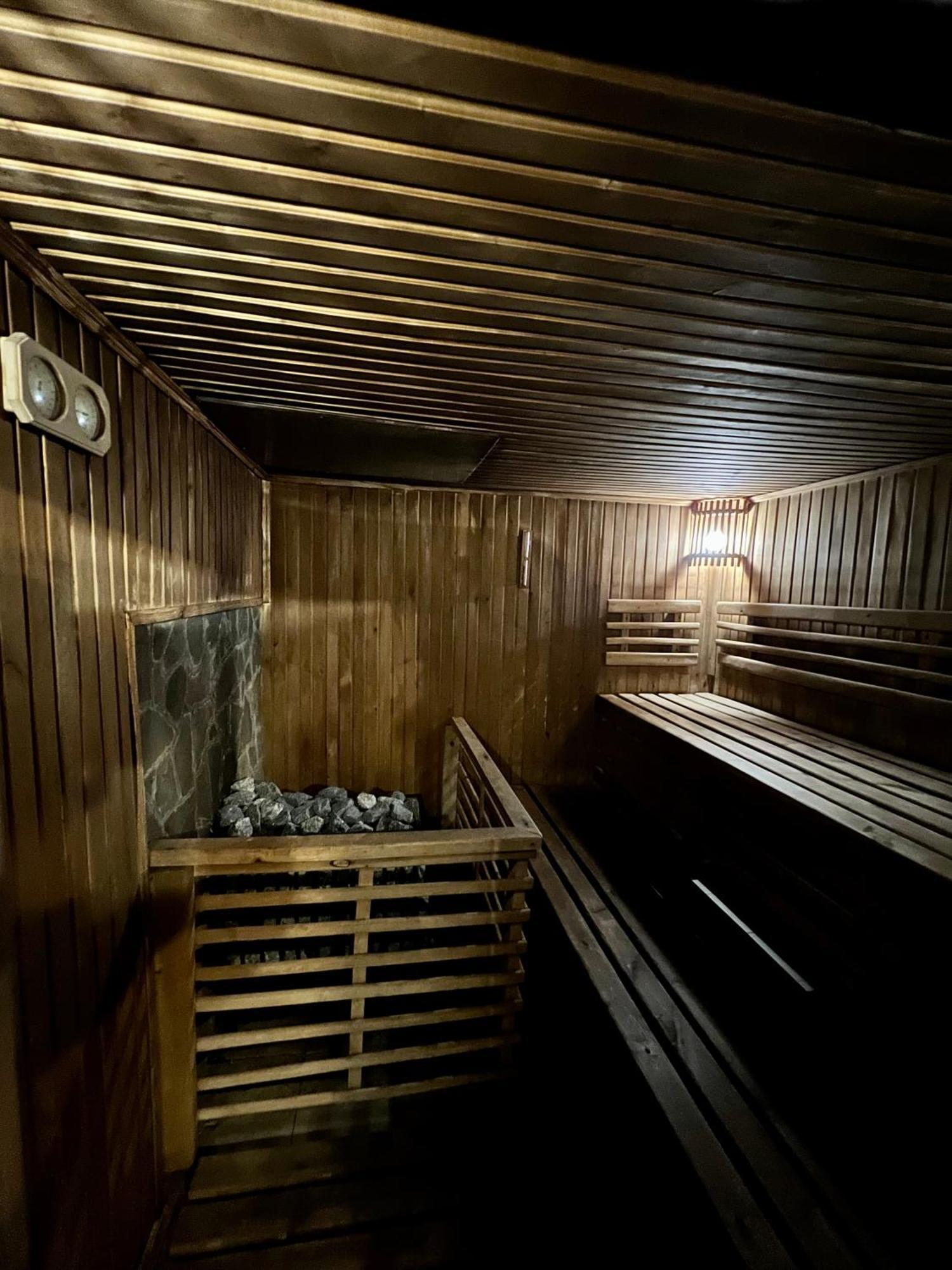 Arnica Hotel Ясиня Екстериор снимка