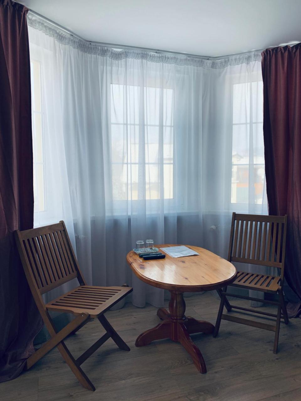 Arnica Hotel Ясиня Екстериор снимка