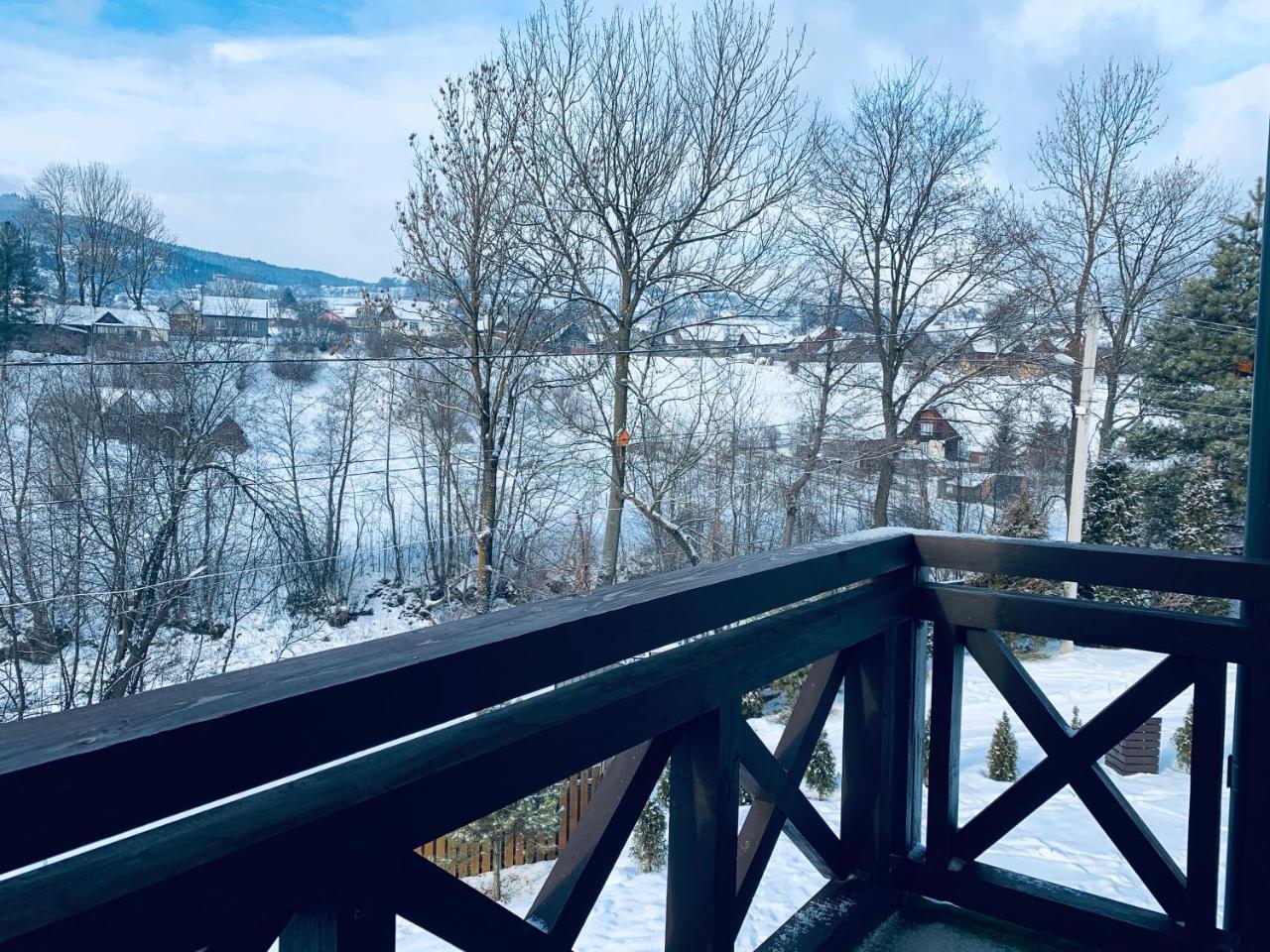 Arnica Hotel Ясиня Екстериор снимка