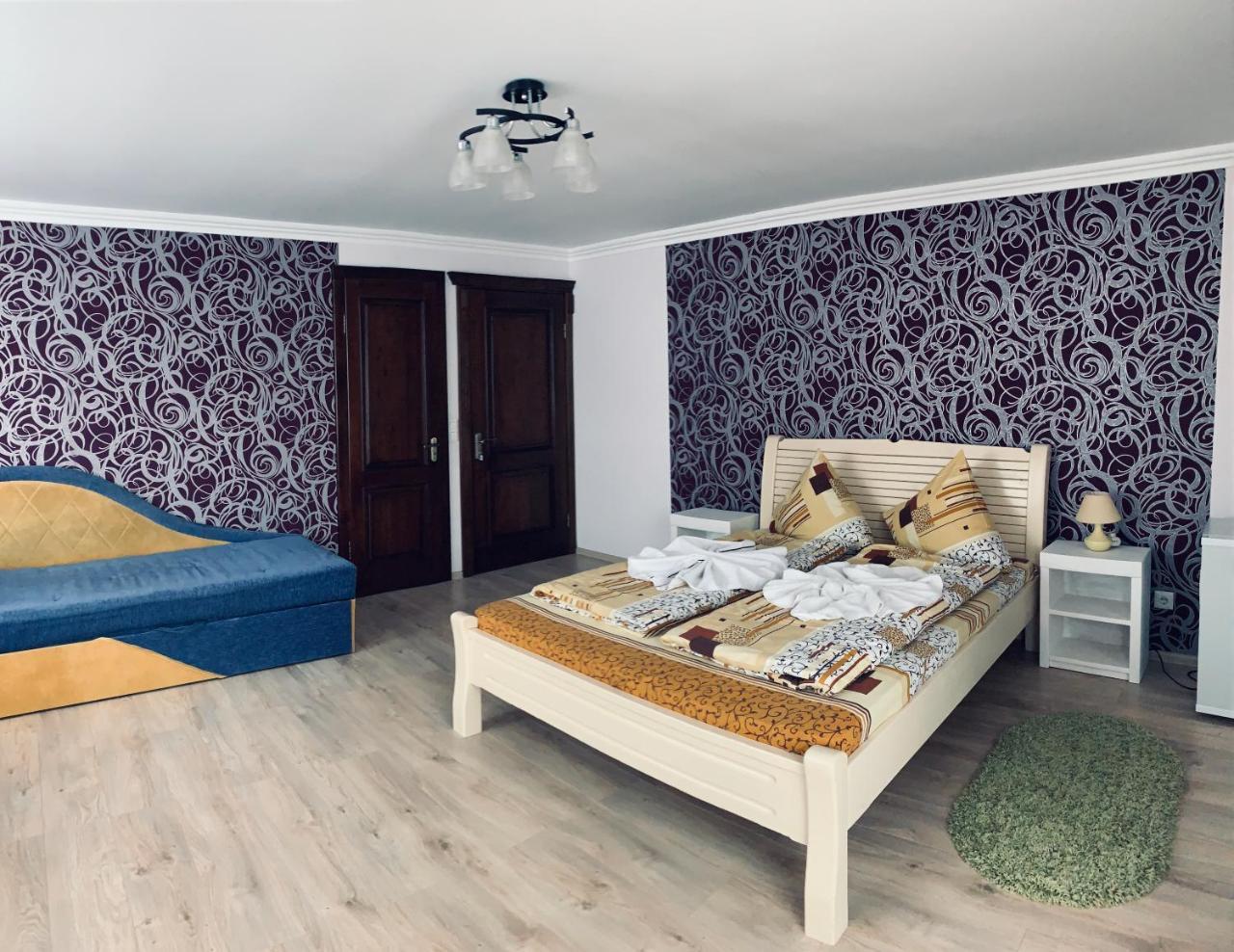 Arnica Hotel Ясиня Екстериор снимка
