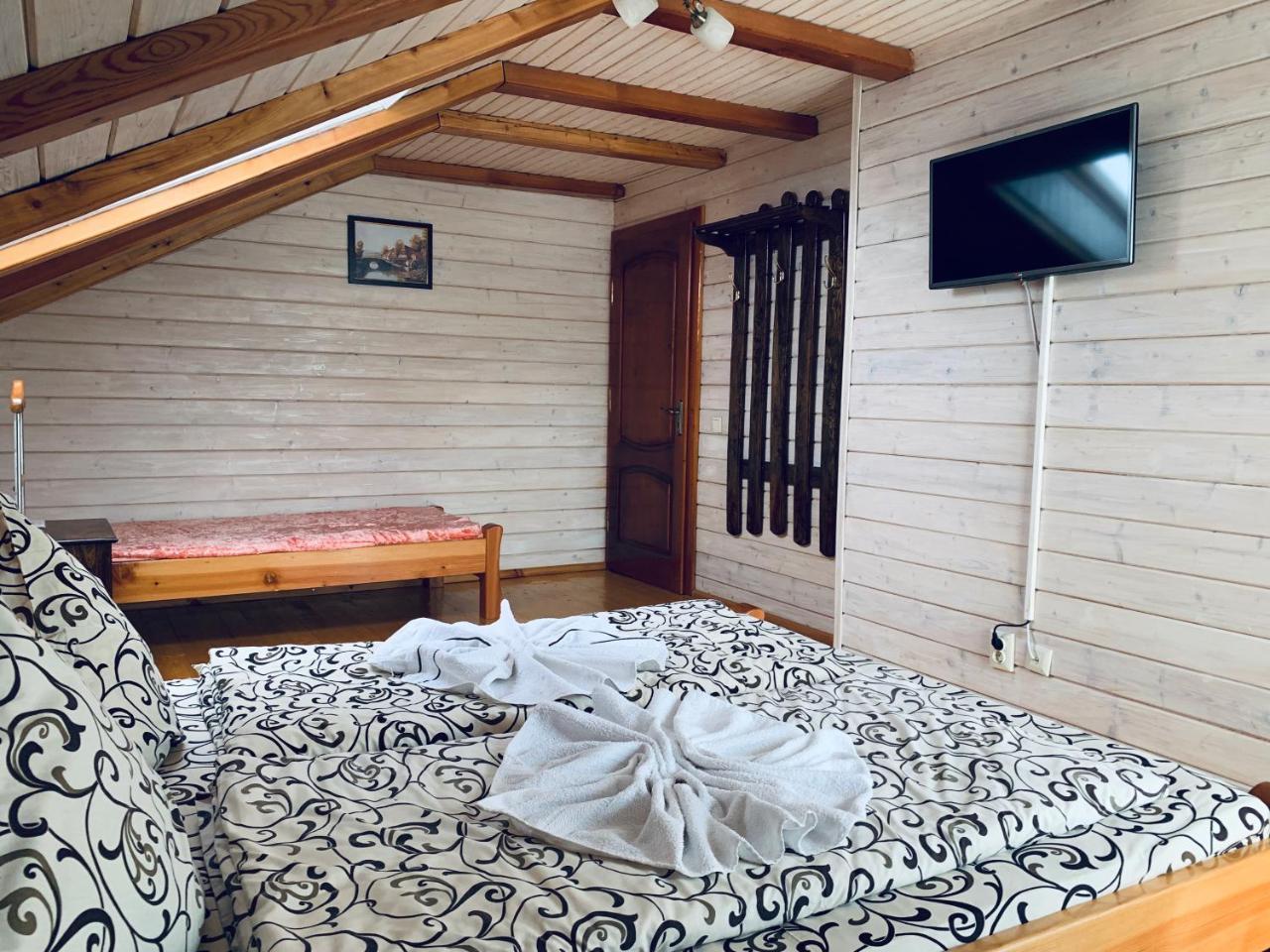 Arnica Hotel Ясиня Екстериор снимка