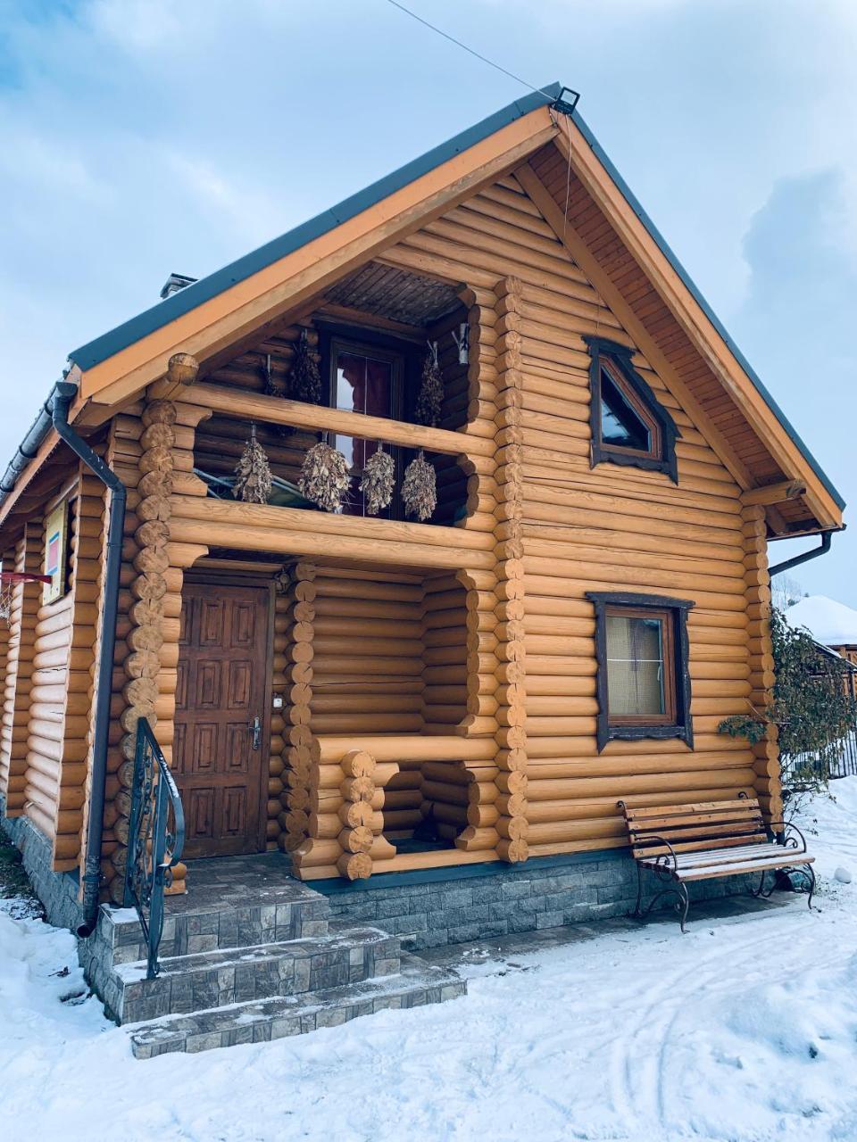 Arnica Hotel Ясиня Екстериор снимка